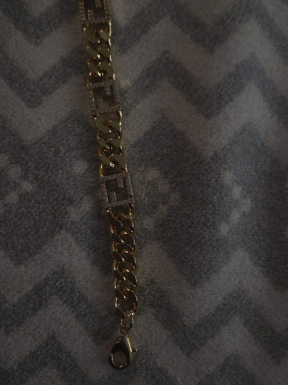 Fendi Roma Yellow Accessory Box - Picture 10 of 12